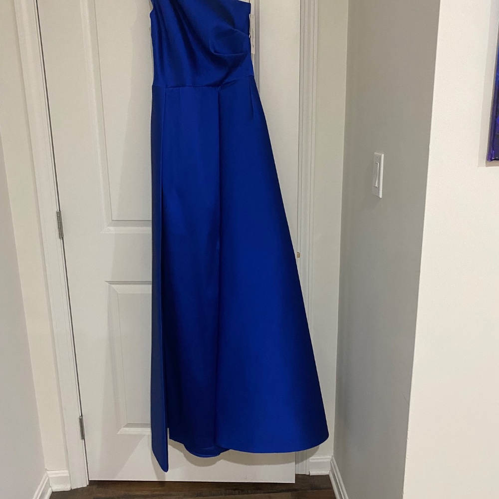 Teri Jon One Shoulder Stretch Gazar Gown NWT Size 6 - Picture 6 of 10